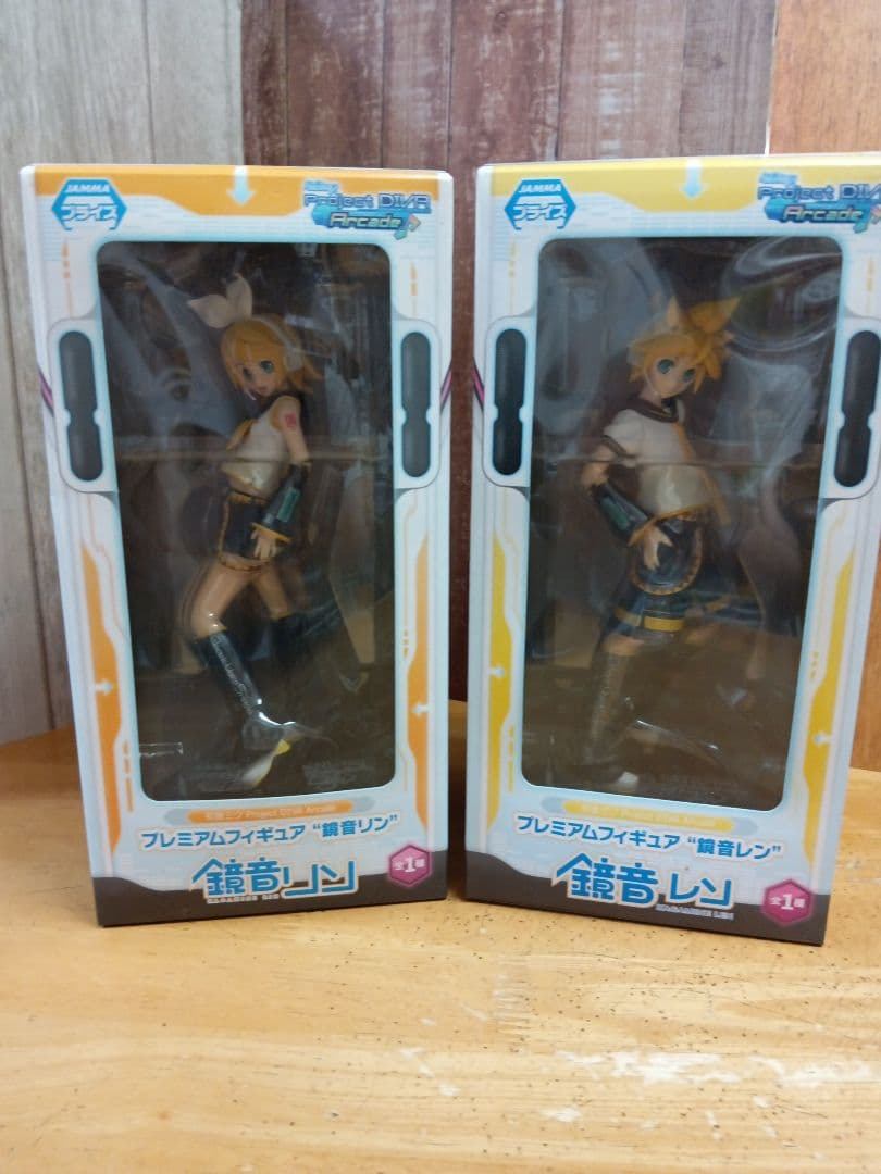 SEGAプレミアムフィギュア『鏡音リン』『鏡音レン』2個セット(未開封品)