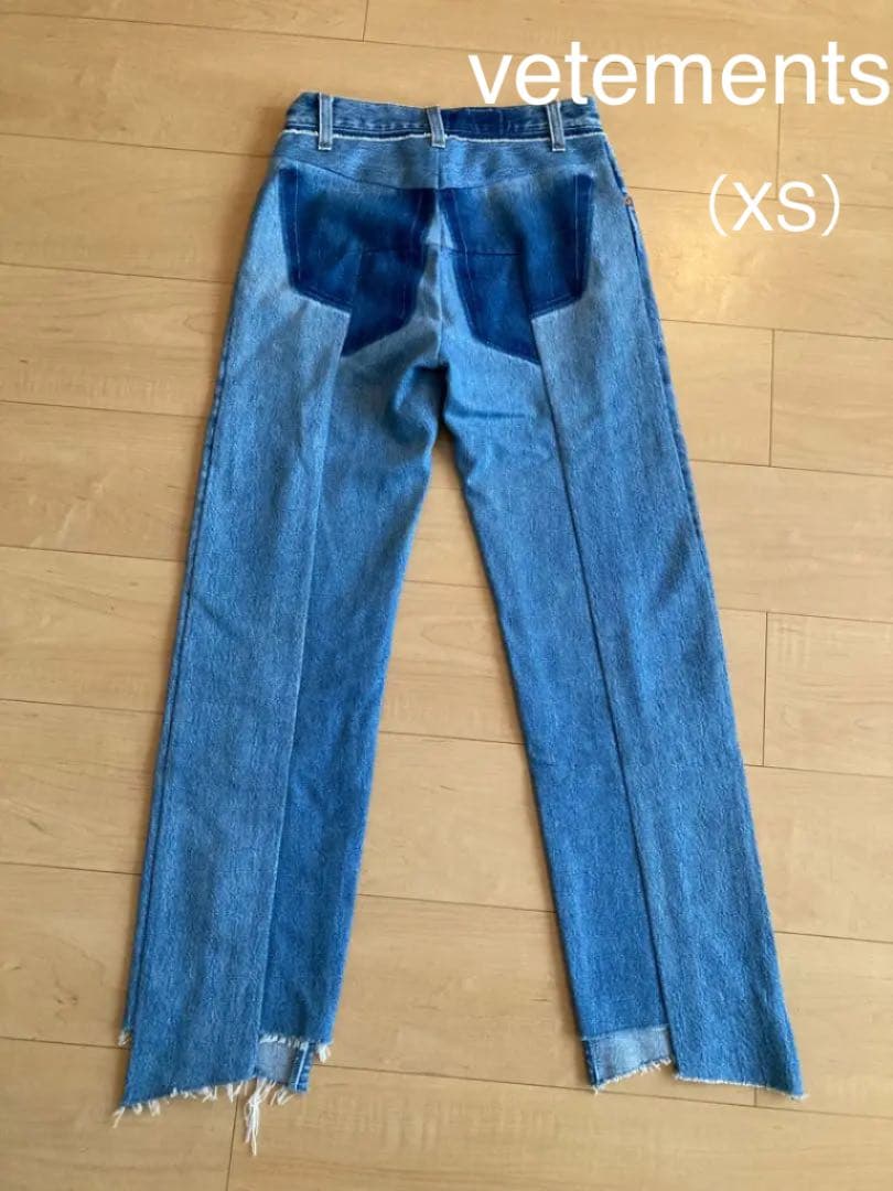 ヴェトモン　再構築　デニム　ジーンズ　levi’s