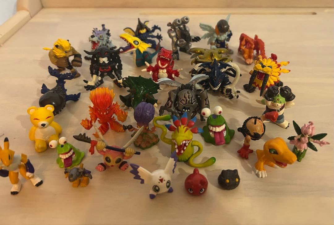 ザ・デジモン　フィギュア大量セット　デジタルモンスター 檻に入ったデジモンのルックスがユニークなフィギュア「ザ・デジモン