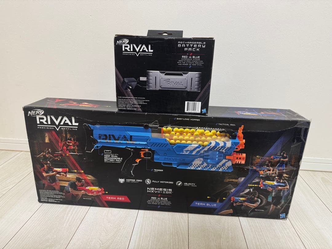 ナーフ ライバル ネメシス 充電式のバッテリー付き Nerf Rival Nemesis MXVII-10K Motorized Blaster, Blue, 100 FPS