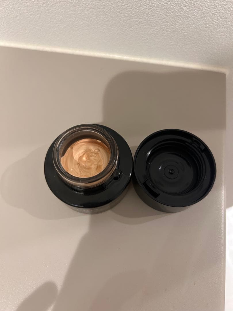 カネボウ　ライブリースキン　ウェアII 220