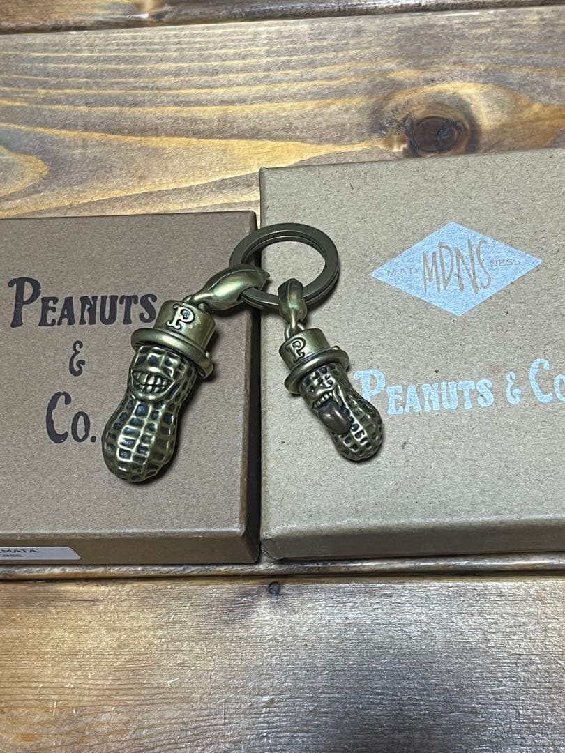 Peanuts & Co. YACHIMATA MADNESS セット MADNESS & Peanuts & Co. Accessory Collaboration | Hypebeast