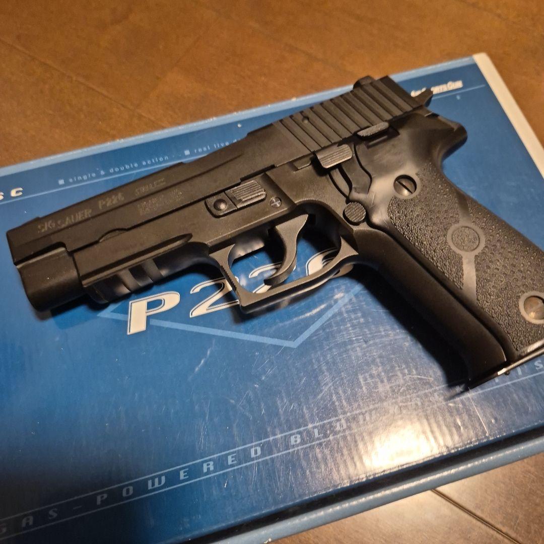 KSC P226R SYSTEM7 HW(ヘビーウェイト)HOGUEグリップ付き