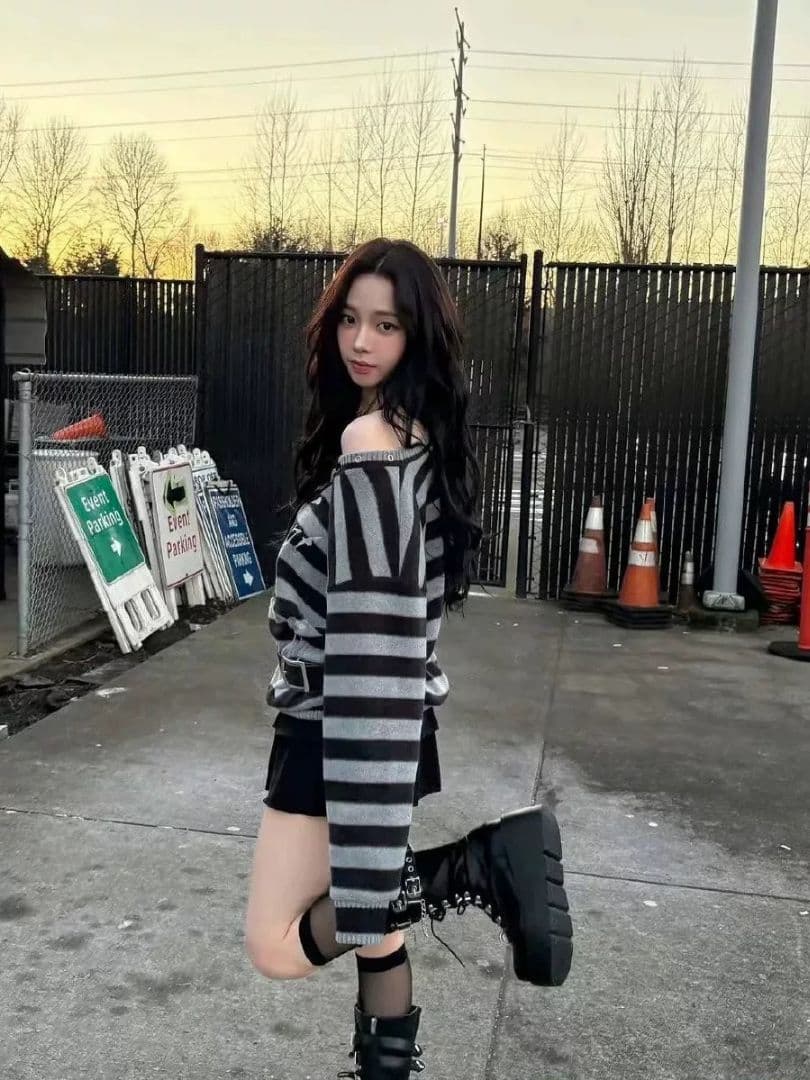 SETUPEXE ストライプ Vネック ニット　カリナ着用 rショップ