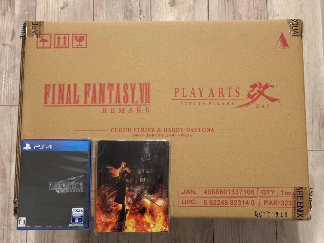 新品 未開封 FF7リメイク クラウド・ストライフ & ハーディ＝デイトナ