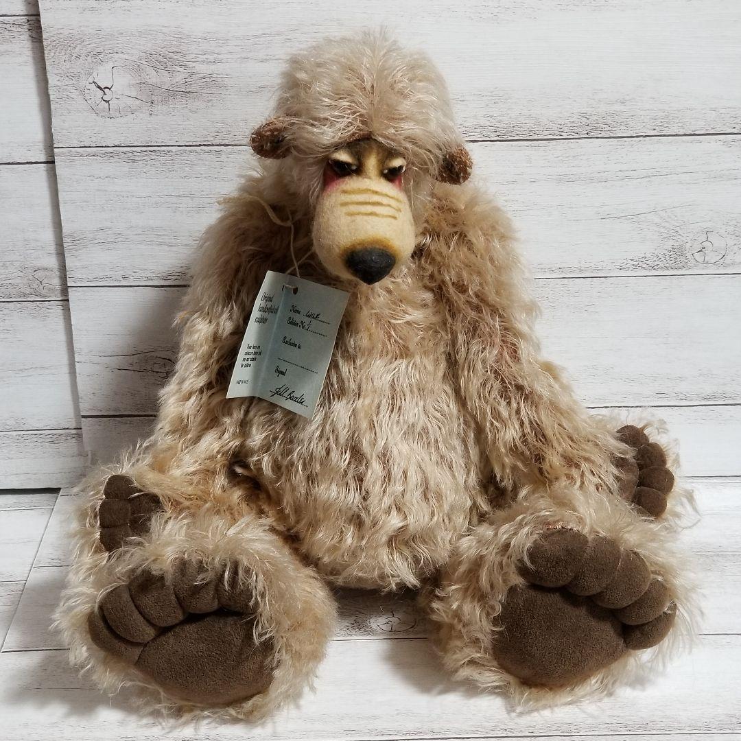 テディベア　海外作家様　ジル・バクスター(Jill Baxter)　ぬいぐるみ JILL by JILL STUART」より、ブランドの世界観を届けるクマの