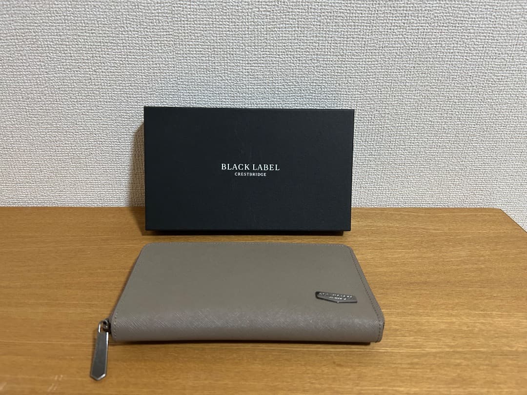 BLACK LABEL CRESTBRIDGE　ラウンドジップウォレット