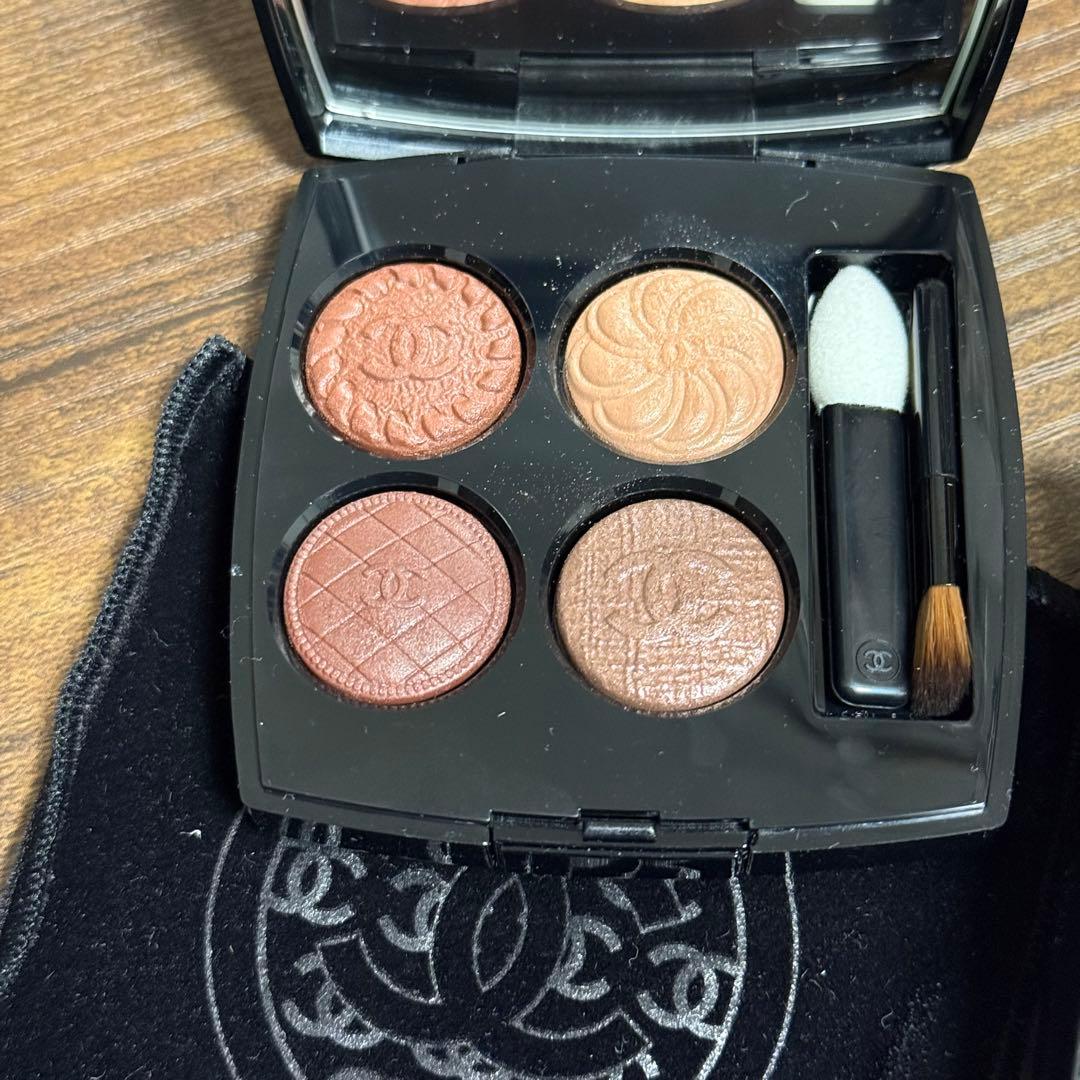 【限定色】CHANEL レキャトルオンブルブトン219