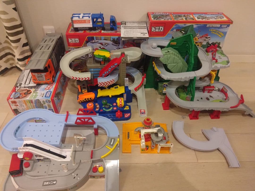 トミカ まとめ売り