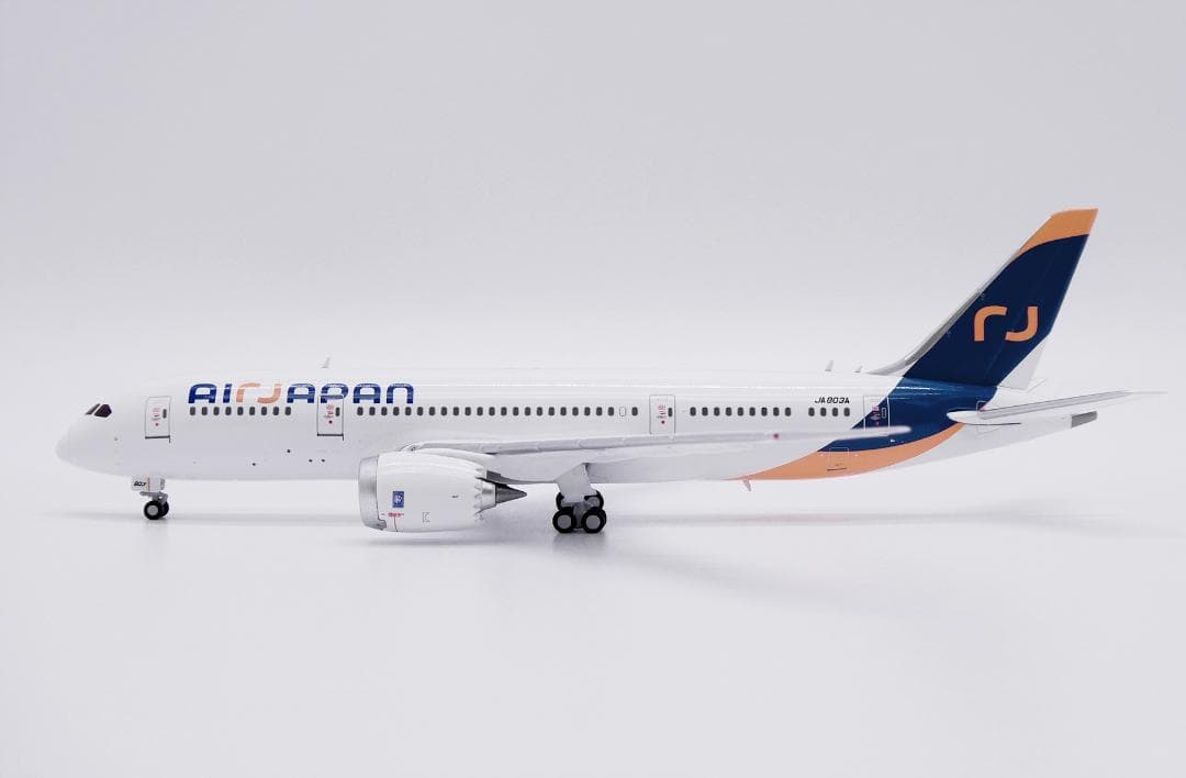 エアジャパン 787-8 JA803A 1/400