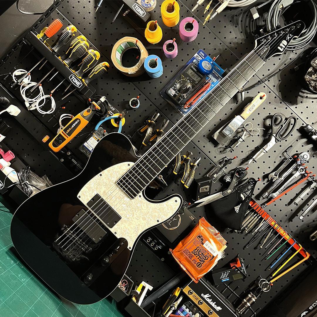 LTD SCT-607B（バリトンスケール7弦ギター）