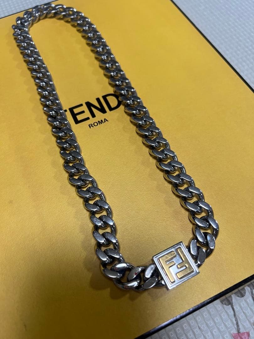 フェンディFendi チェーンネックレス