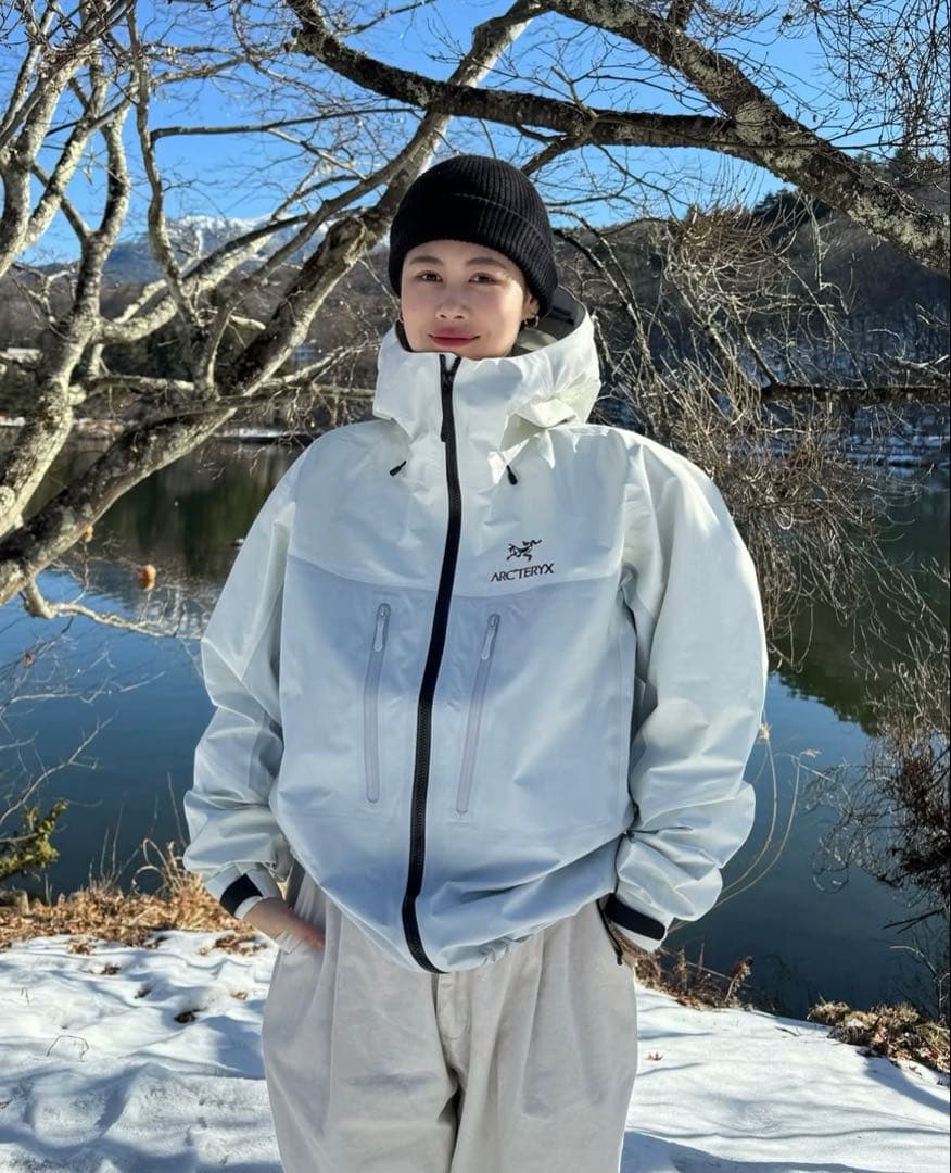 新品限定 田中シェン着 Arc'teryx Alpha Jaket Lホワイト白 - メルカリ