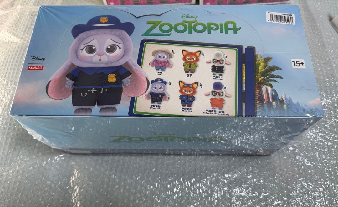 年末セール　 MINISO Zootopia ぬいぐるみセット コンプリート6体
