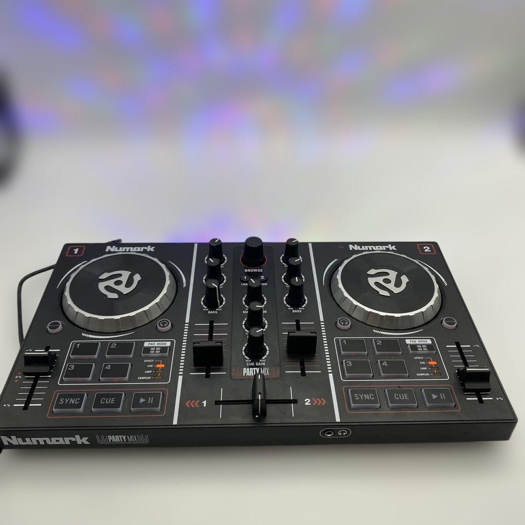 @ Numark Party Mix DJコントローラー 製品情報：Party Mix：Numark