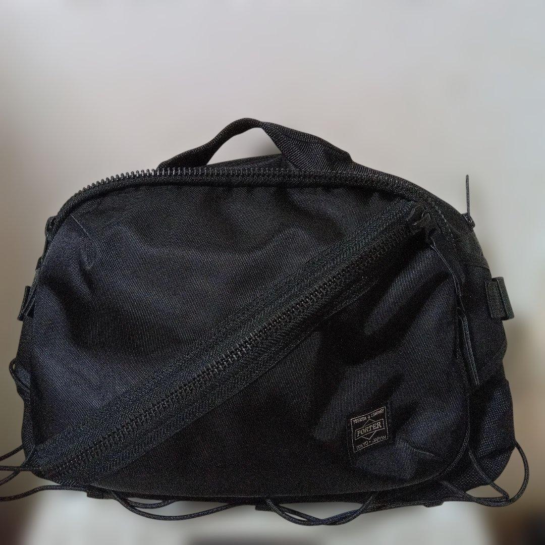 吉田カバン　PORTER ボディバッグシングス　 ブラック
