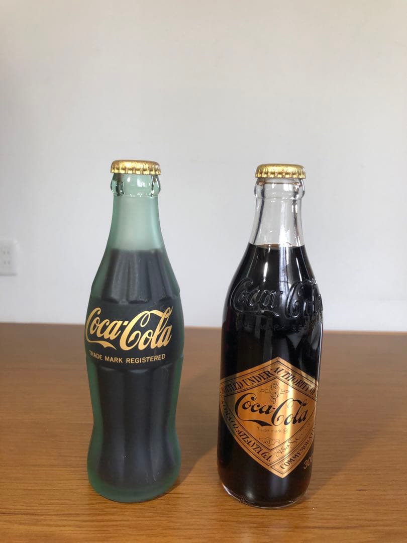 Coca-Cola 100周年記念瓶2本セット