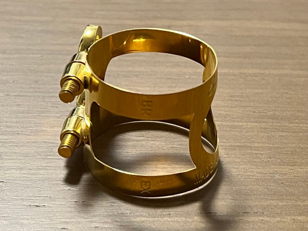 ブルズアイ バリトンサックス リガチャー ルソー専用 ブルズアイ バリトンサックス リガチャー ルソー専用 - メルカリ