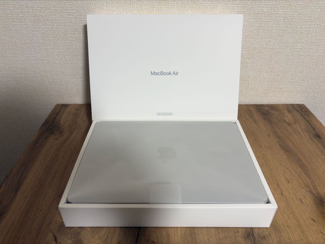 MacBook Air 本体 M4 16GB SSD 512GB