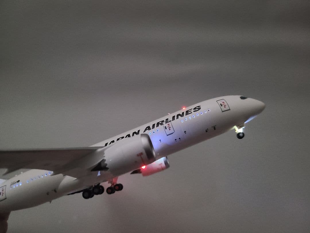 JAL Boeing 787-8 LED 仕様完成品 - メルカリ