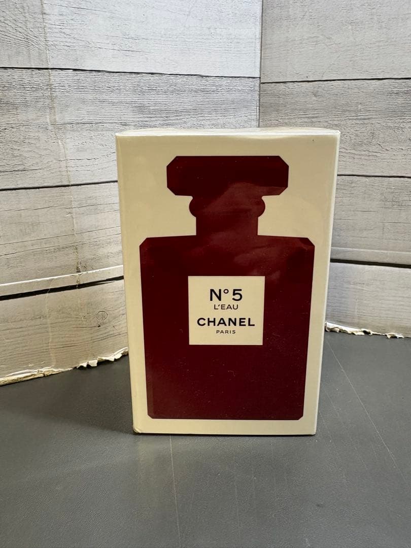 CHANEL 香水　ヴァポリザター　100ml レッド