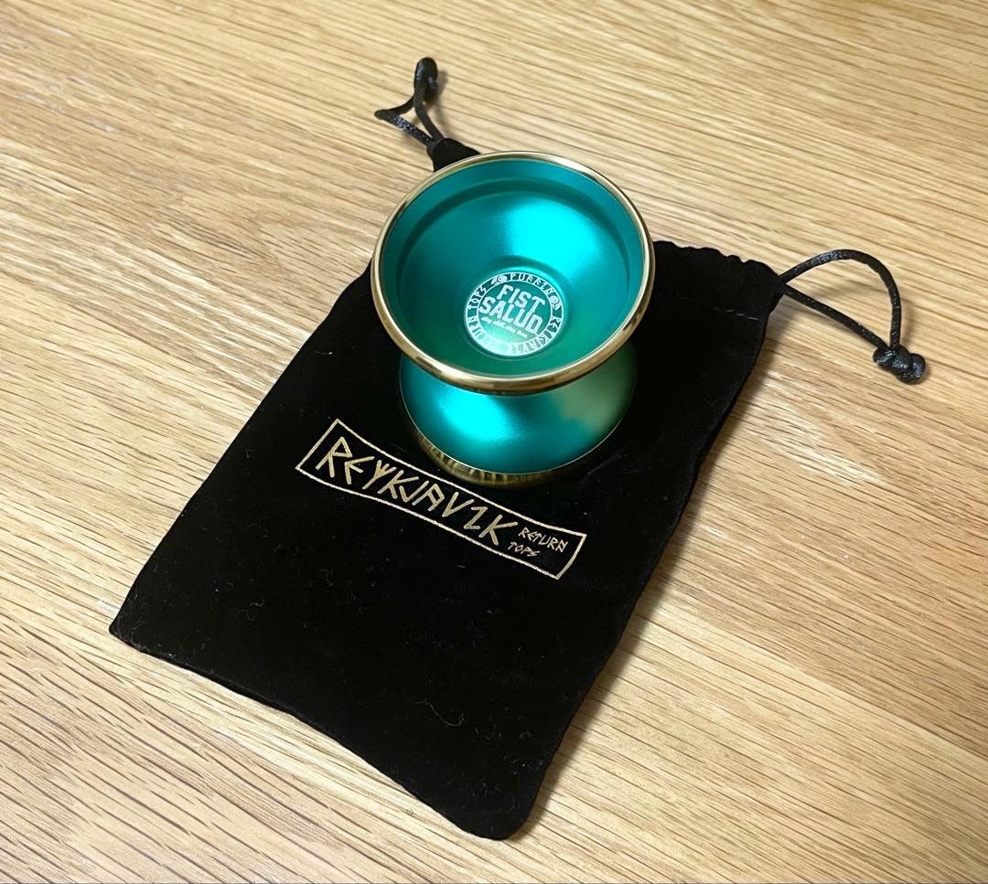 パフィン（Fistsalud）　ヨーヨー