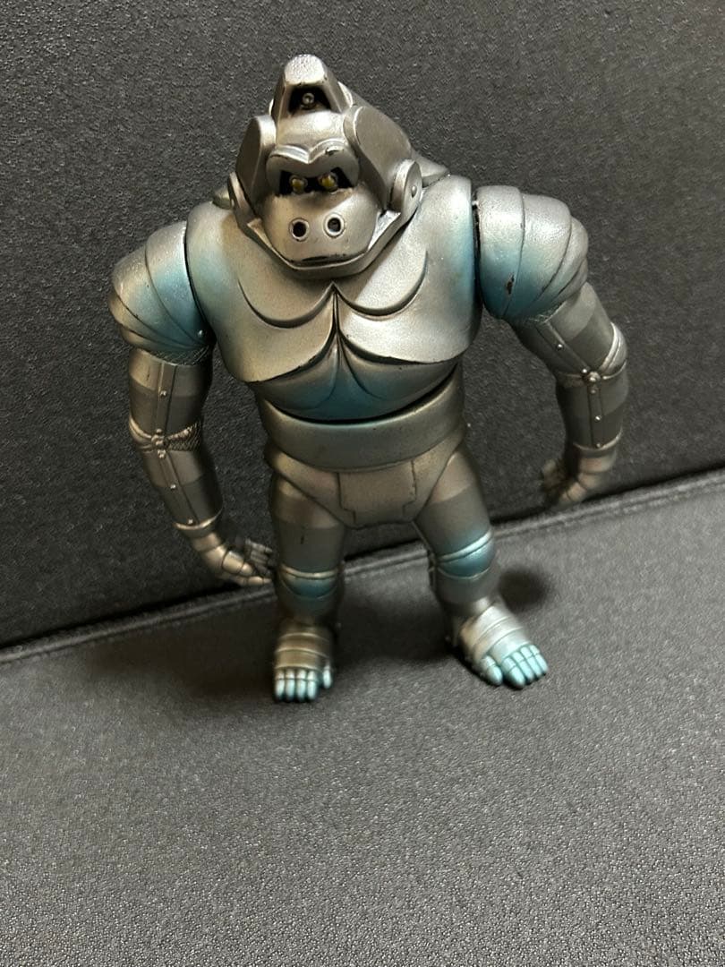 ちいかわ　　【希少】バンダイ　メカニコング　ソフビ