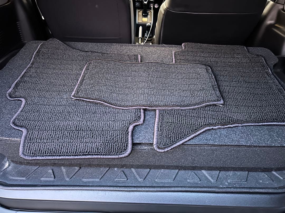 らーまるさん専用！ジムニー ノマド 純正ラゲッジボックス+フロア