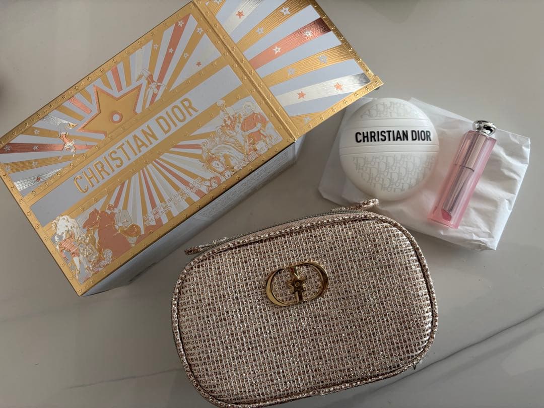 ディオール ビューティー＆ケア セット ホリデー 展開店舗限定品2025コフレ 2025クリスマス限定】DIOR ホリデーオファー クリスマスコフレレビュー