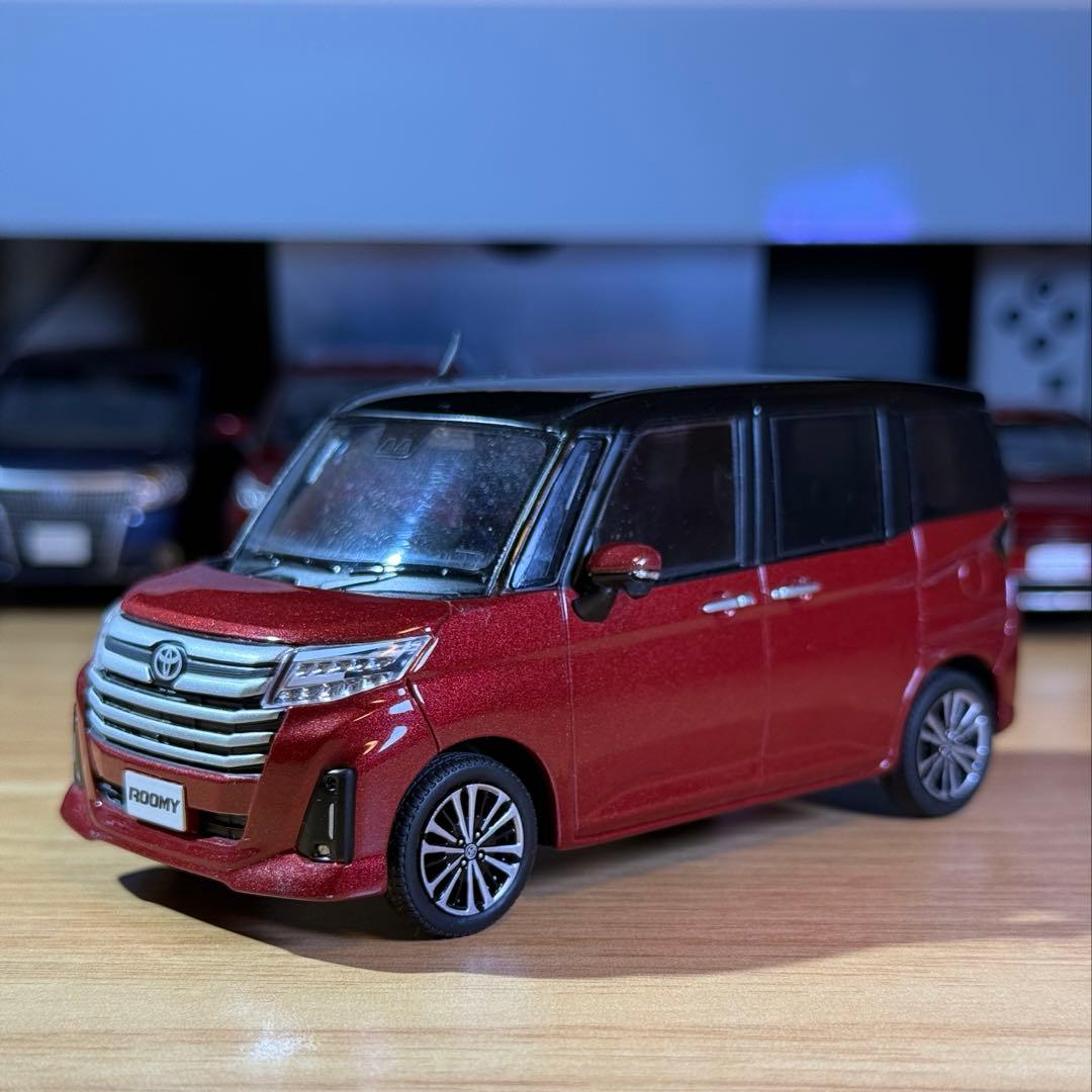 非売品】トヨタ ルーミー カラーサンプルミニカー 1/30 - メルカリ