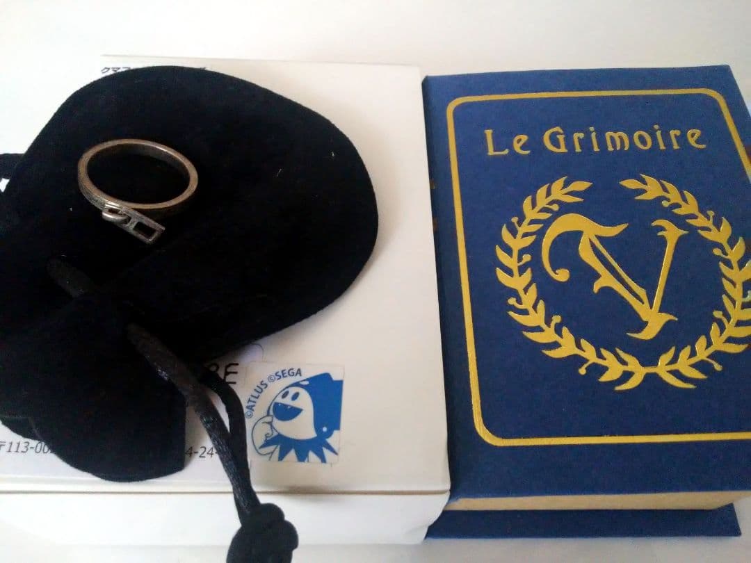 ★ペルソナ４ クマ ファスナーリング 指輪 アクセサリー レア fccd86b1bce2a76f512438f6defef4