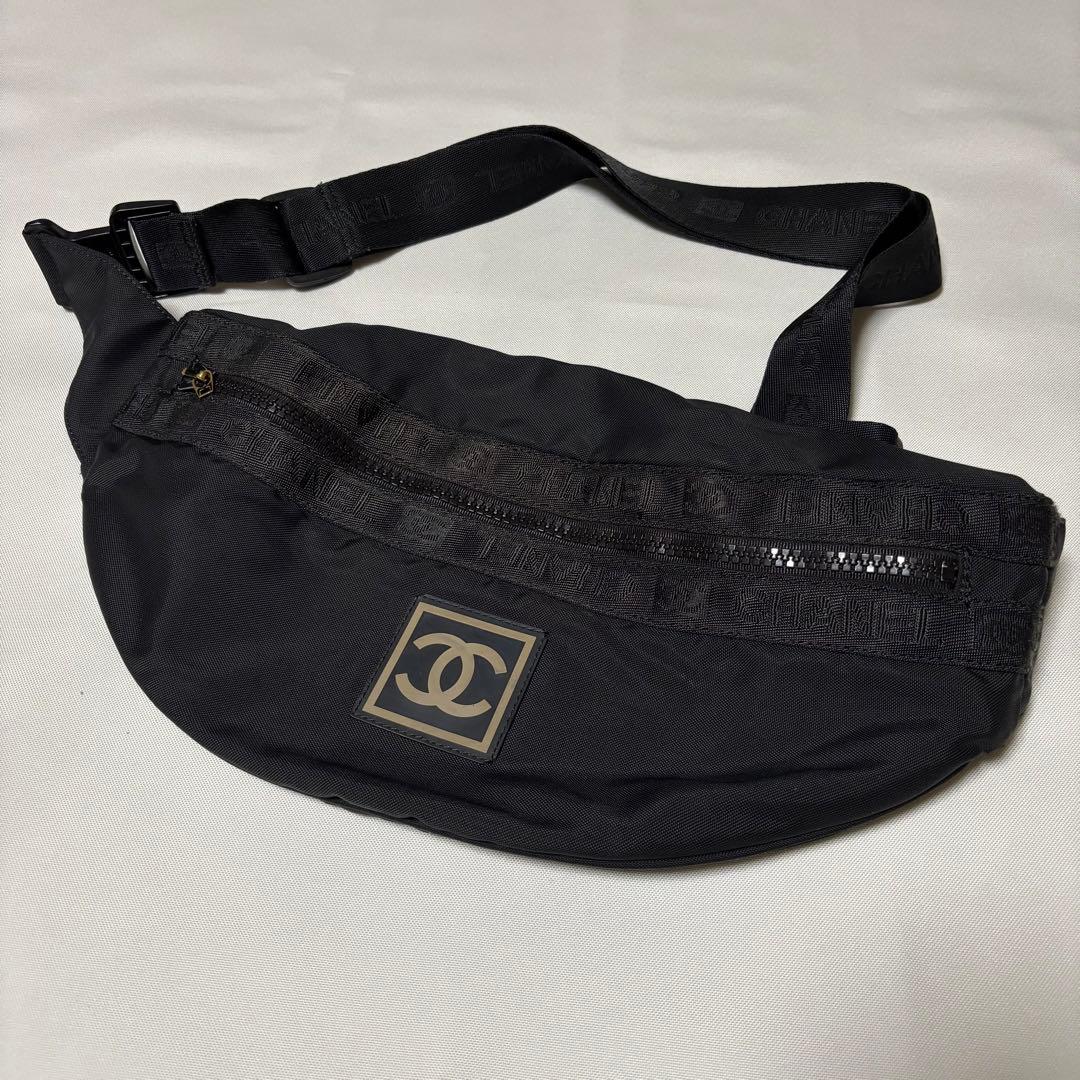 CHANEL ボディバッグ / 保存袋3枚セット