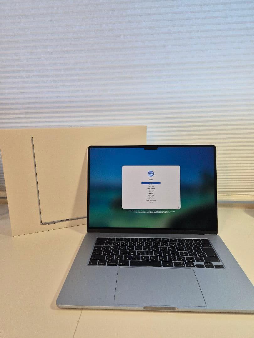 【美品】MacBook Air 15インチ M4 16GB スカイブルー