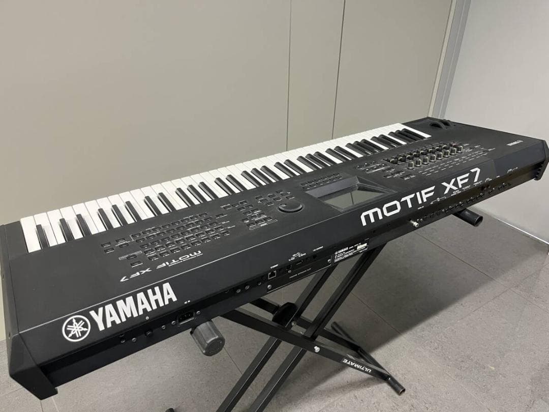新品同様　ヤマハ MOTIF モチーフ　XF7 シンセサイザー　キーボード ヤマハ | MOTIF XF7 WH - シンセサイザー - 概要