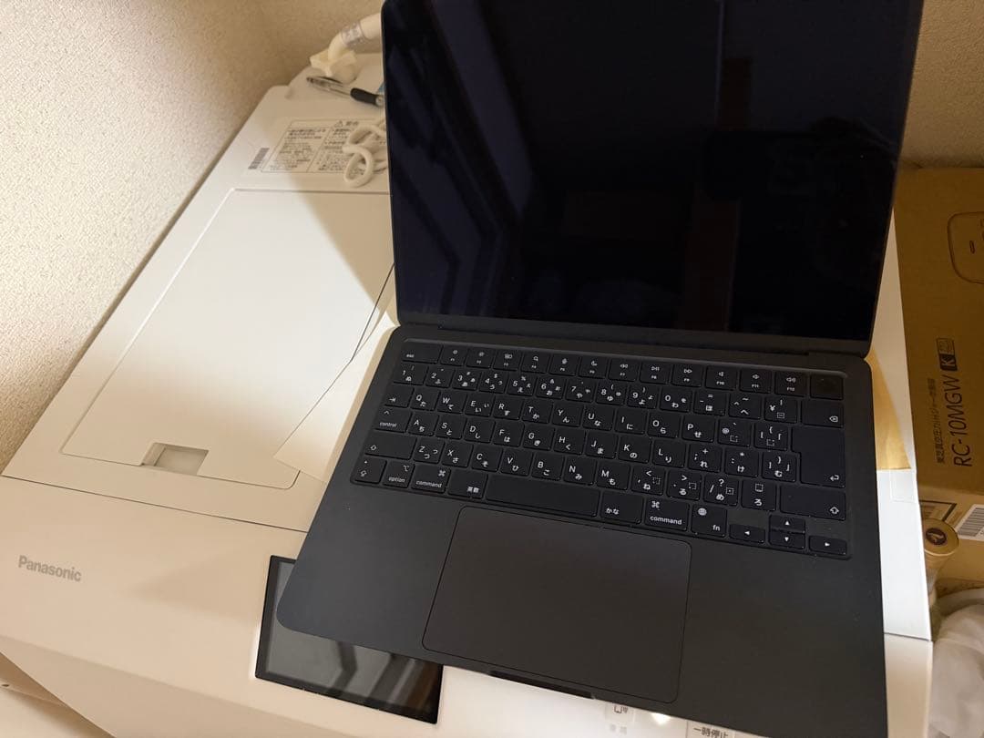 MacBook本体 MacBook Air 2024 M3 Apple、パワフルなM3チップを搭載した新しい13インチと15インチMacBook