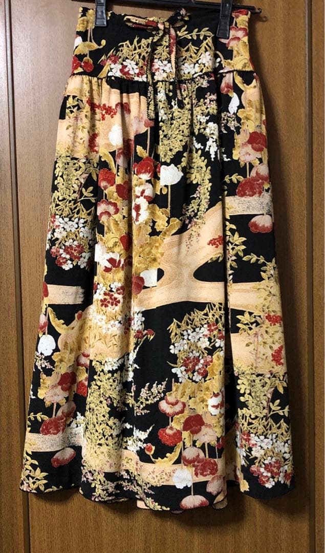 【未使用】⭐️ワンダフルワールド⭐️和柄スカート⭐️黒系⭐️