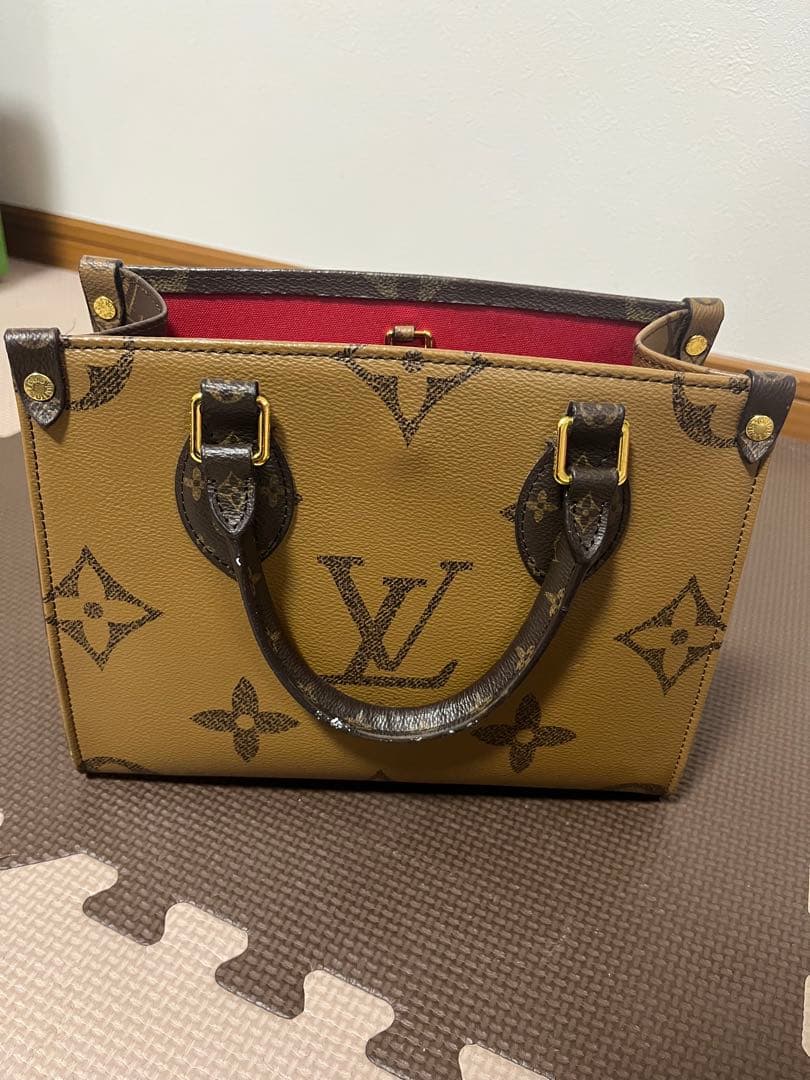 LOUIS VUITTON ルイ・ヴィトン モノグラム オンザゴー