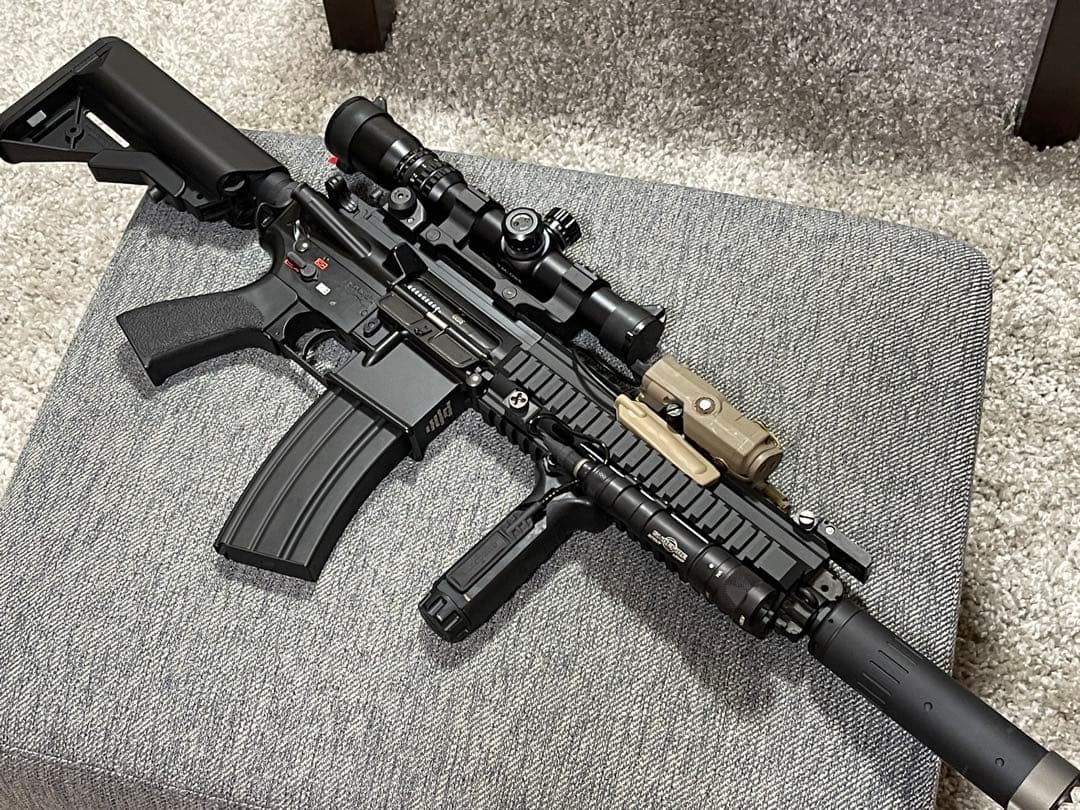 【超美品】 東京マルイ DEVGRUカスタム HK416D 実物surefire