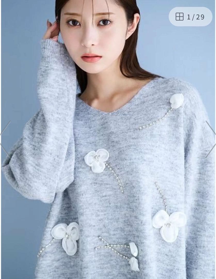 【未使用】CELFORD フラワーモチーフビジューニットプルオーバー