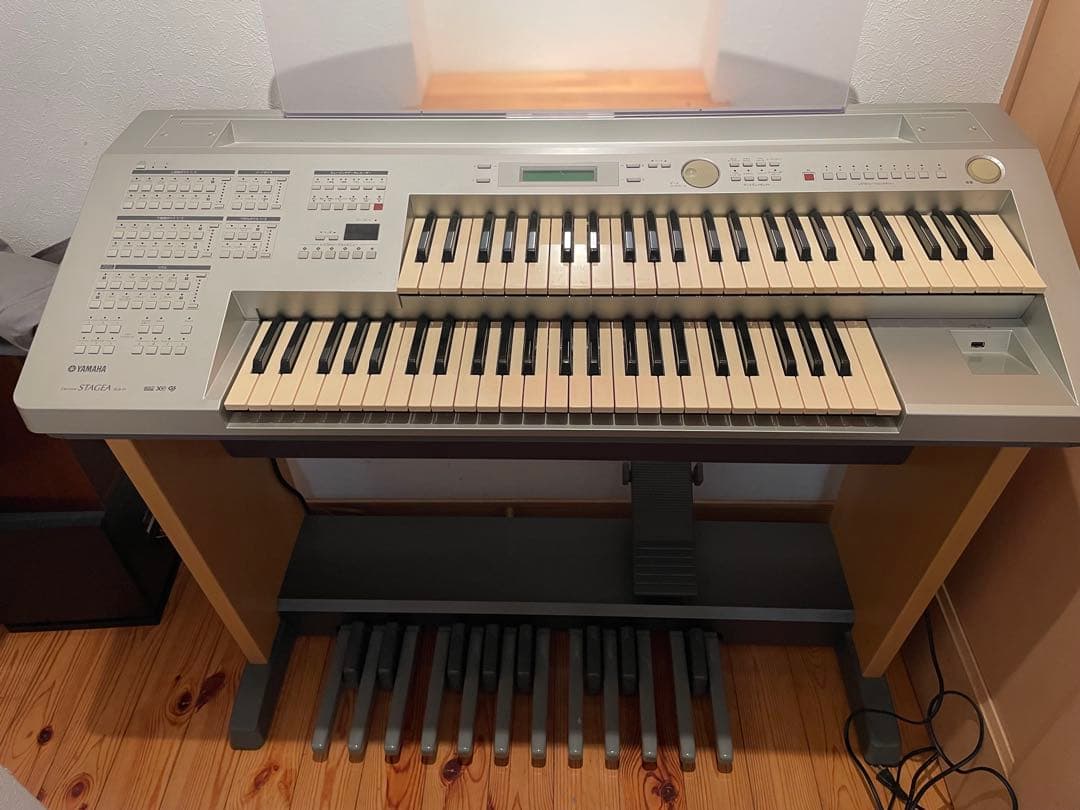 エレクトーン ELB-01R 61鍵 スタンド付き　ステージア　2006年製