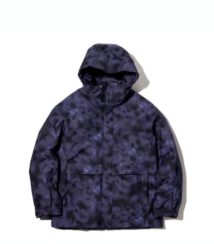 ア*ル様 ユニクロ　ハイブリッドダウン　スノーボードパーカ　Мサイズ