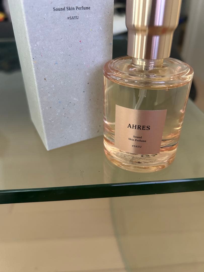 AHRES香水　SAYU だーりお使用♡