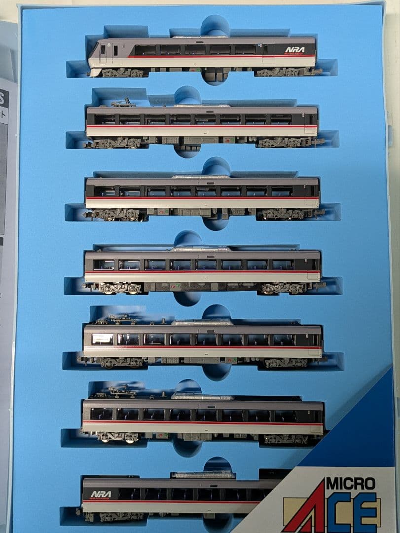 a1983 西武鉄道10000系4次車クーラー交換後 特急「小江戸」7両セットc 西武鉄道10000系 4次車 クーラー交換後 特急「小江戸」 7両セット