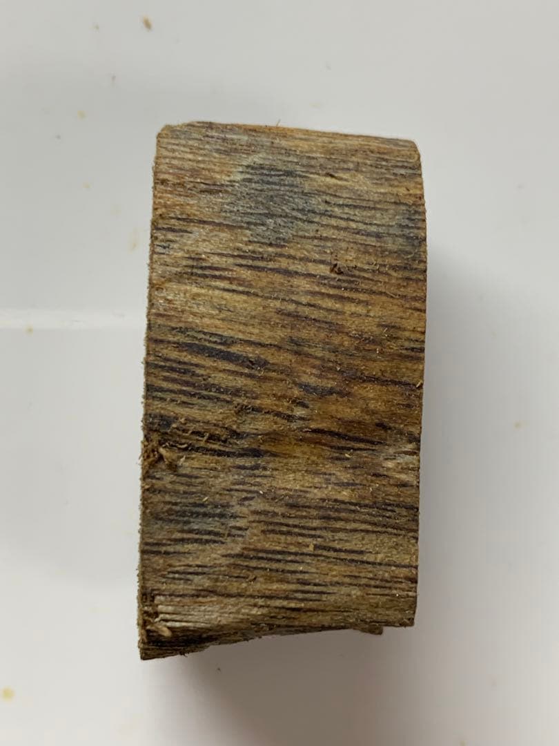 極上黒伽羅 沈香原木 香木 重さ:3.3g