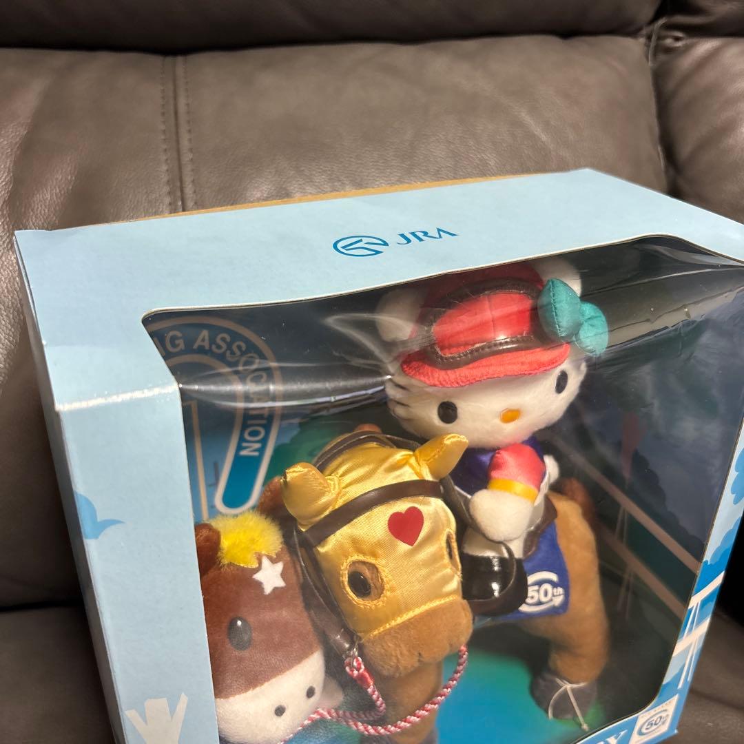 希少】JRA 50th ANNIVERSARY お馬deキティちゃんぬいぐるみ - メルカリ