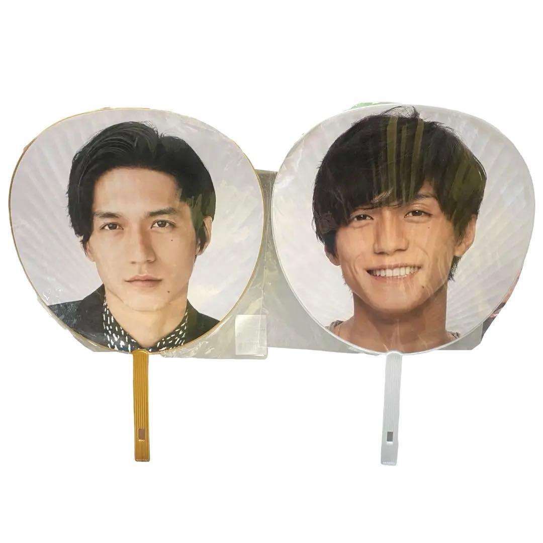 関ジャニ∞ 錦戸亮 うちわ 2本セット まとめ売り - メルカリ