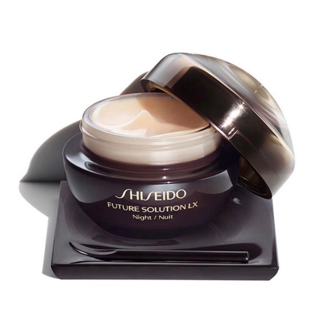 未使用　フューチャーソリューションLX トータル　Rクリームe 50ml