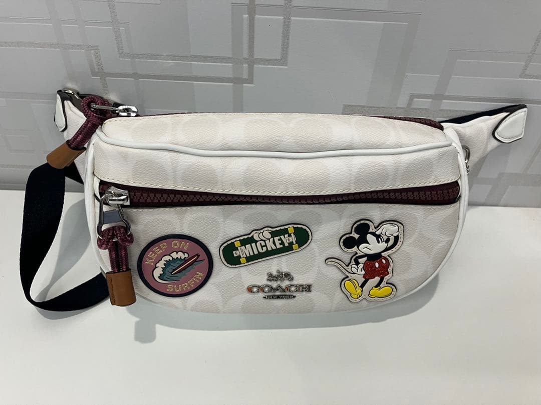 新品未使用品　COACH×Disney ボディバッグ　日本限定品♪