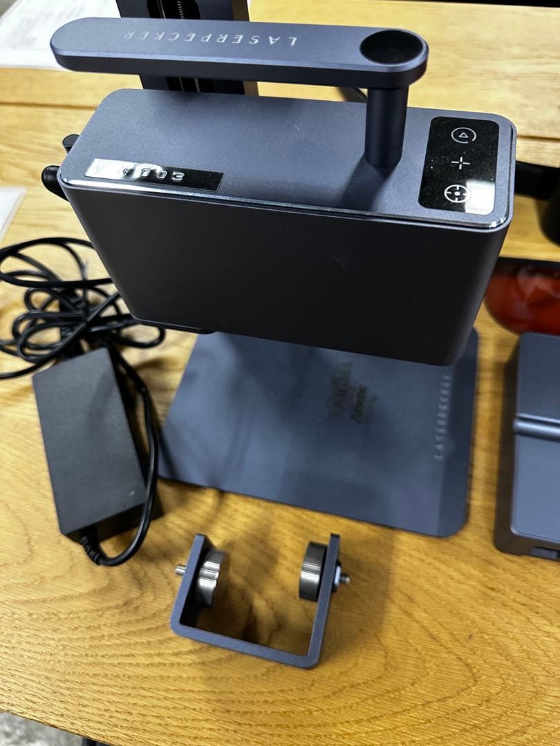 LaserPecker2 レーザー彫刻機／回転台付き／DIY／レーザーペッカー