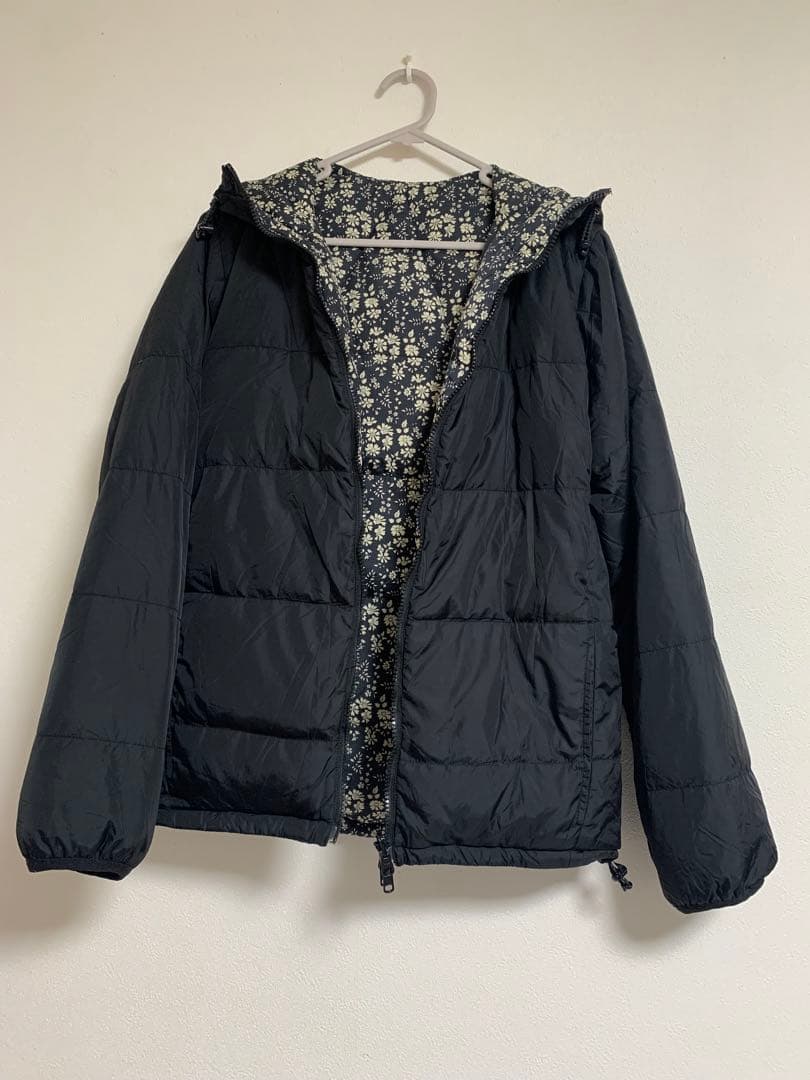 ハグオーワー モンロ リバティプリント ダウンジャケット ブラック ROARK REVIVAL（ロアークリバイバル） ダウンジャケット ダウン ROARK